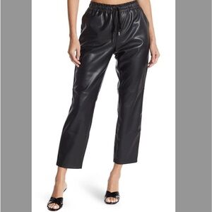 Women’s Laundry by Shelli Segal faux Leather Joggers Pants‎ size Large
